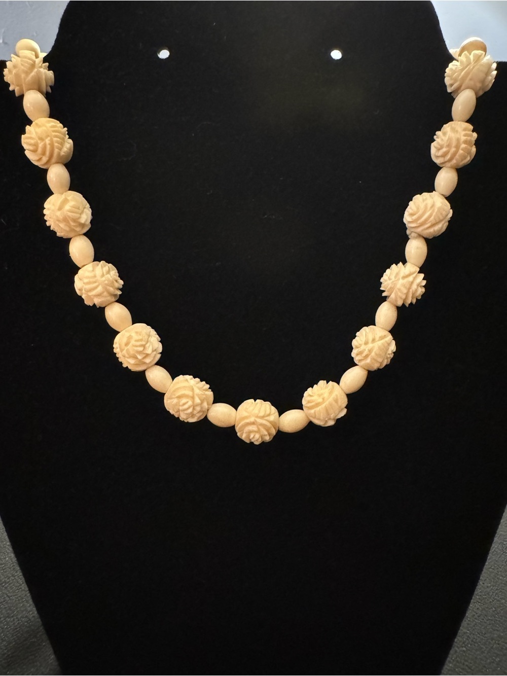 Vintage Hand Carved Bead Necklace